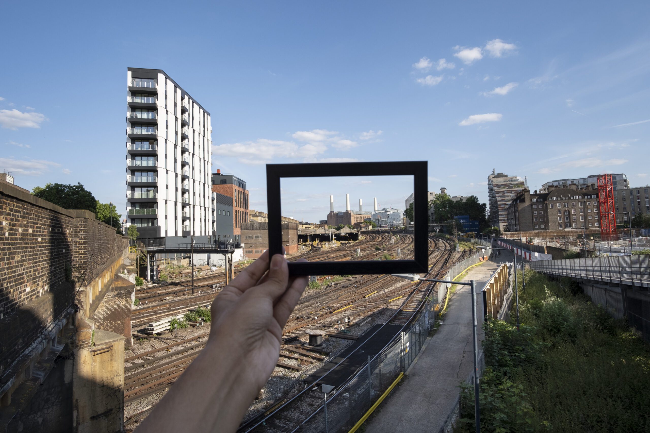 Government Neglects Retrofit For Building New Houses
